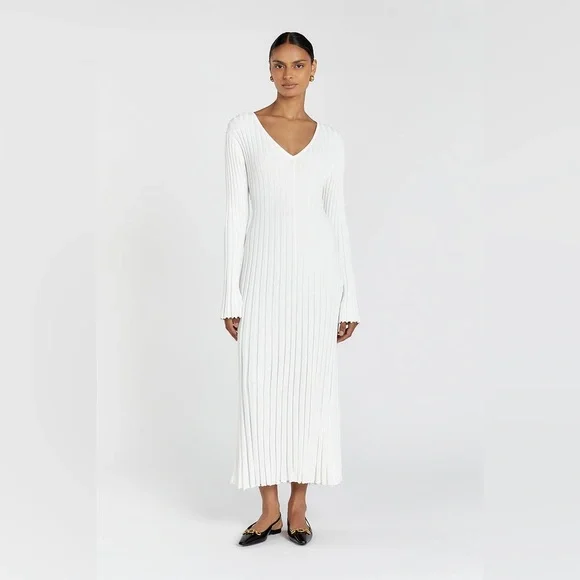 DISSH Ivory Knit Dress - Picture 1 of 7